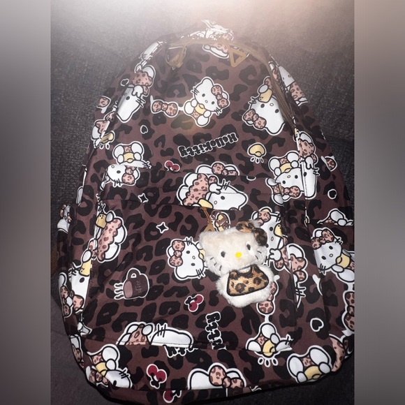 Hello hello Kitty Leopard Full Size Backpack & plush Bag Charm Keychain NEW - Picture 1 of 8